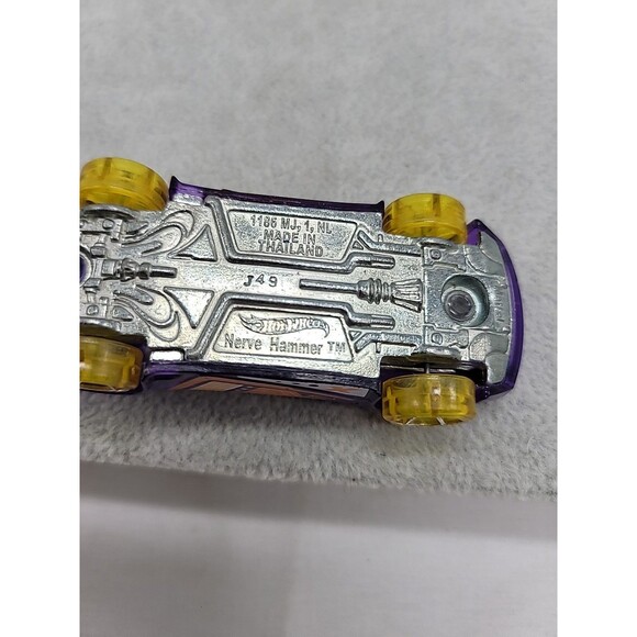 Hot Wheels Purple Nerve Hammer Car 1:64 - Picture 11 of 14